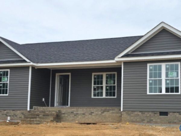 331 Pinecliffe Drive, Colonial Heights, VA 23834