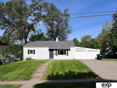 1514 N 70 Avenue , Omaha, NE 68104