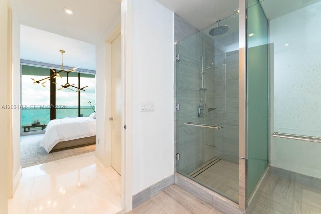 16901 Collins Ave, Unit 1404, Sunny Isles Beach, FL 33160 Photo