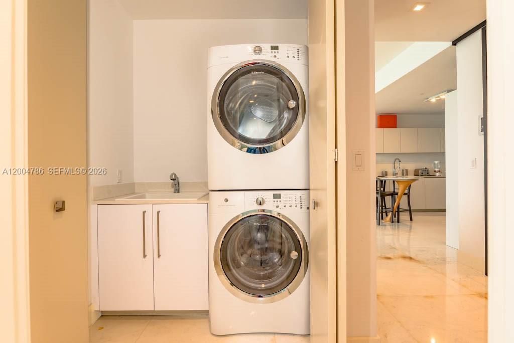 16901 Collins Ave, Unit 1404, Sunny Isles Beach, FL 33160 Photo