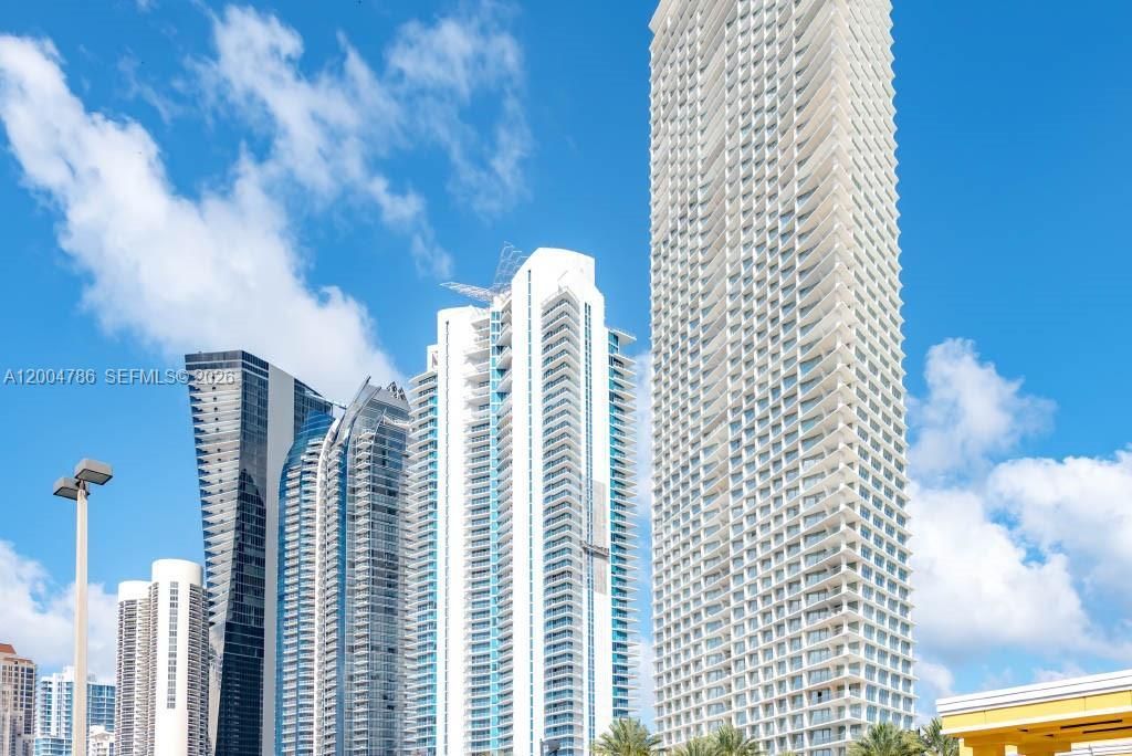 16901 Collins Ave, Unit 1404, Sunny Isles Beach, FL 33160 Photo