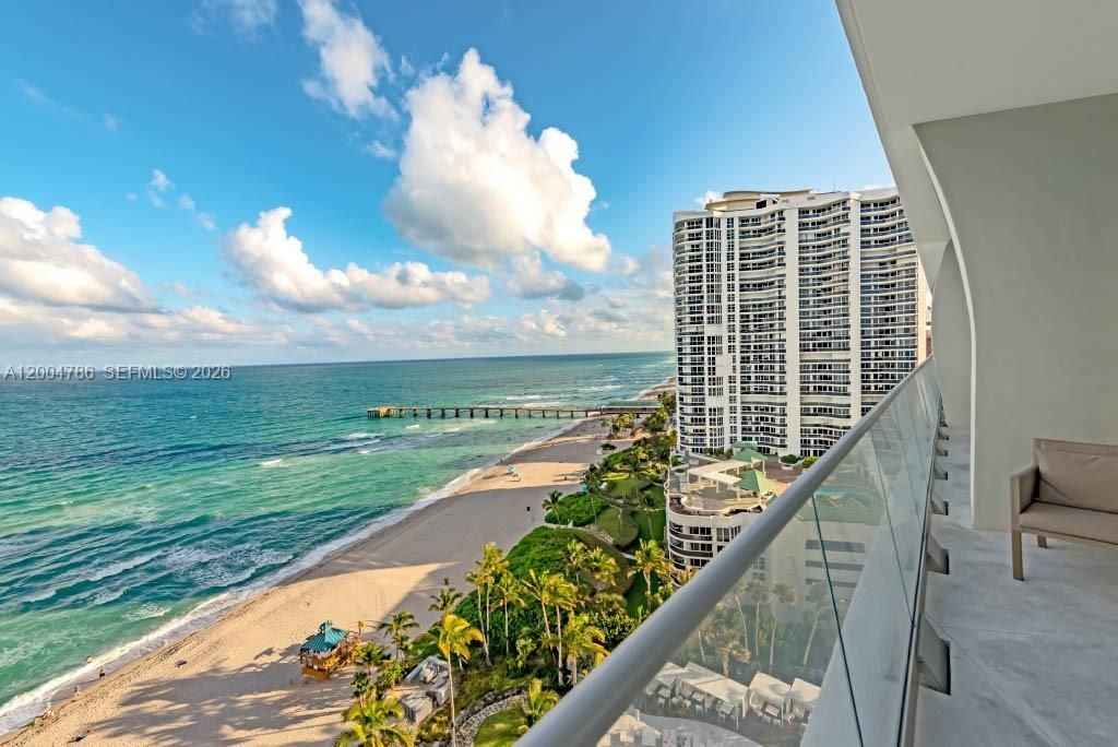 16901 Collins Ave, Unit 1404, Sunny Isles Beach, FL 33160 Photo
