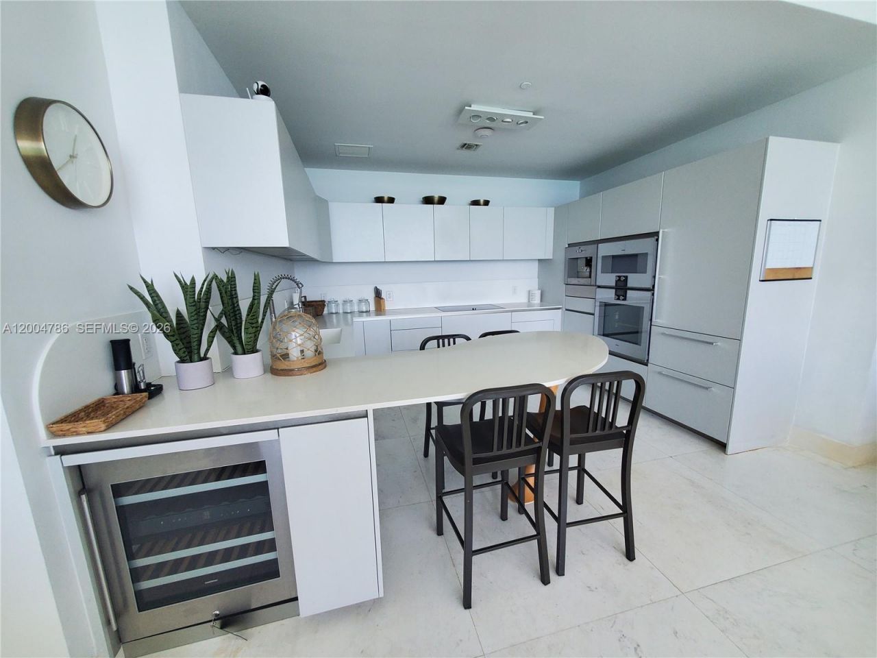16901 Collins Ave, Unit 1404, Sunny Isles Beach, FL 33160 Photo