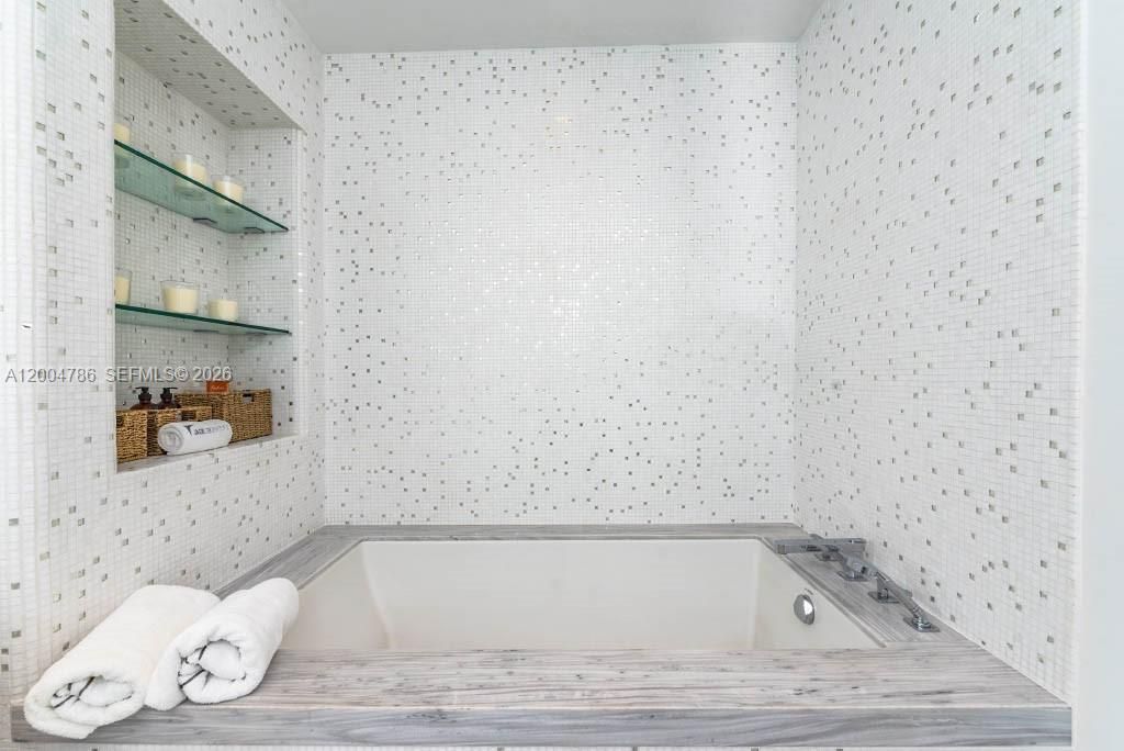 16901 Collins Ave, Unit 1404, Sunny Isles Beach, FL 33160 Photo