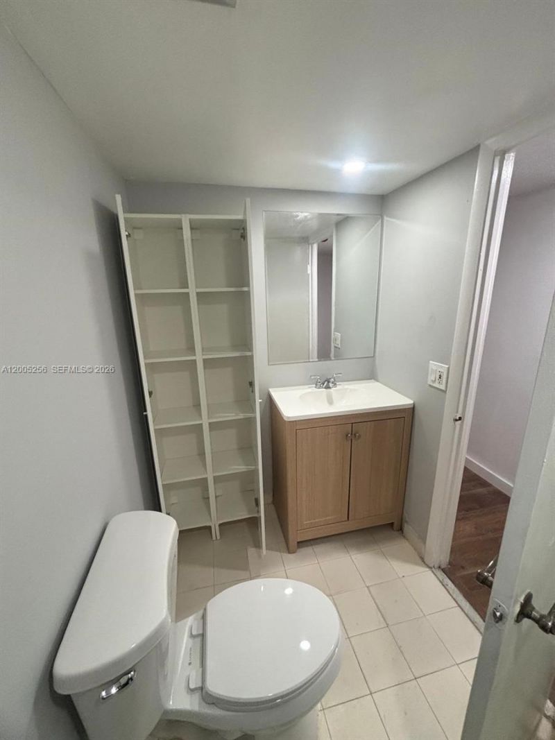 17901 NW 68th Ave, Unit T102, Hialeah, FL 33015 Photo
