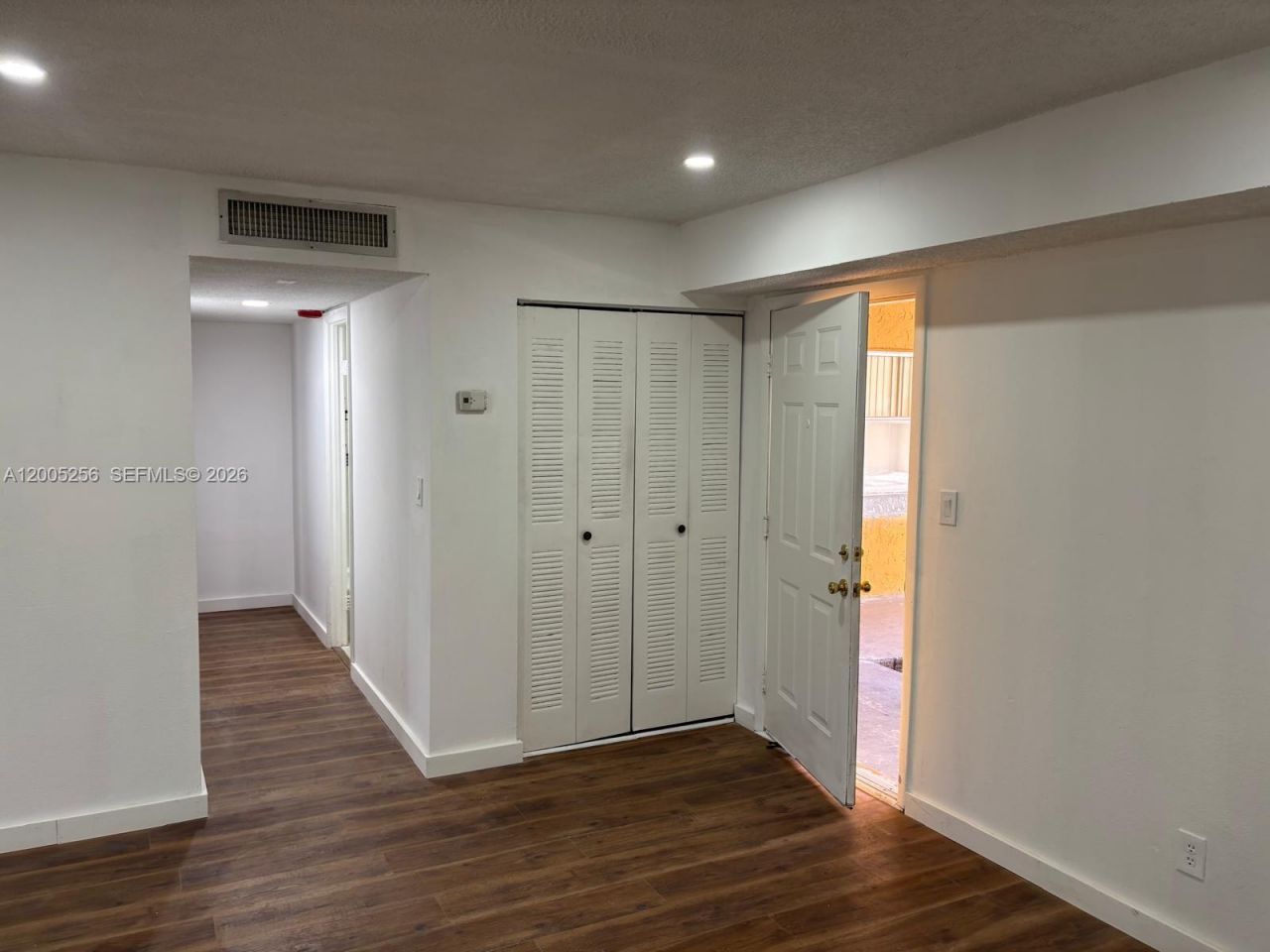 17901 NW 68th Ave, Unit T102, Hialeah, FL 33015 Photo