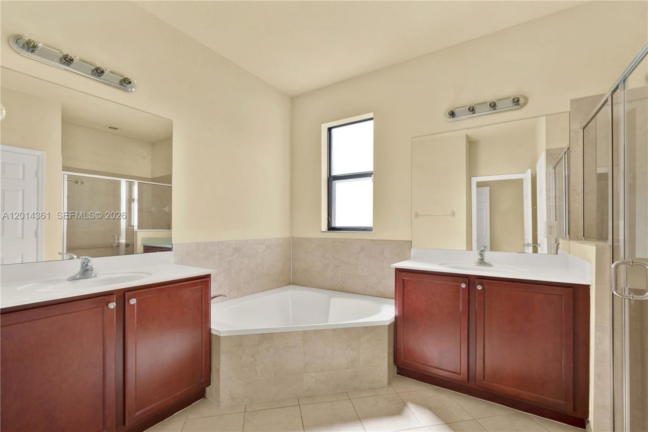 11924 SW 155th Ct , Miami, FL 33196 Photo