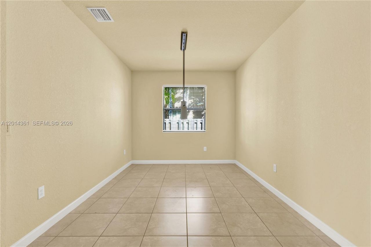 11924 SW 155th Ct , Miami, FL 33196 Photo