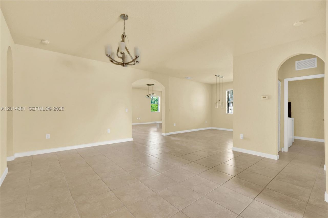11924 SW 155th Ct , Miami, FL 33196 Photo