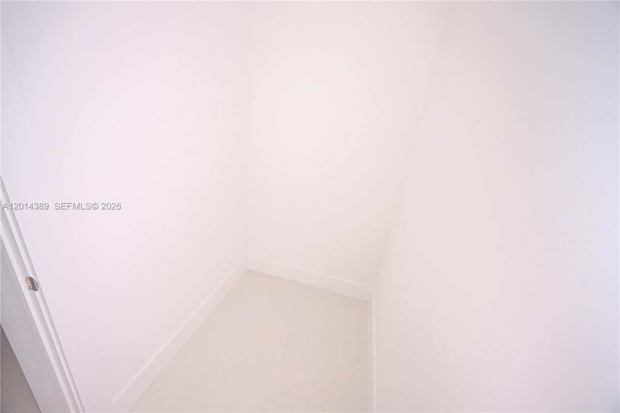 10381 NW 67th Ter, Doral, FL 33178 Photo
