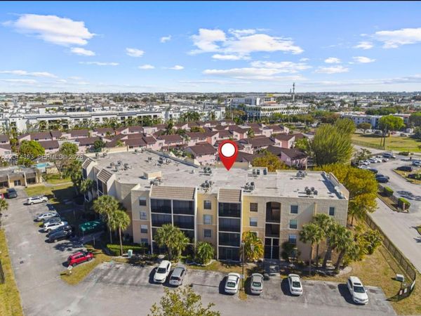 8005 Lake Dr , Unit 408, Doral, FL 33166