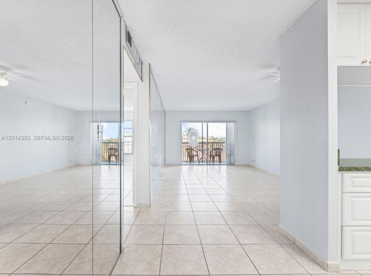 8005 Lake Dr , Unit 408, Doral, FL 33166 Photo