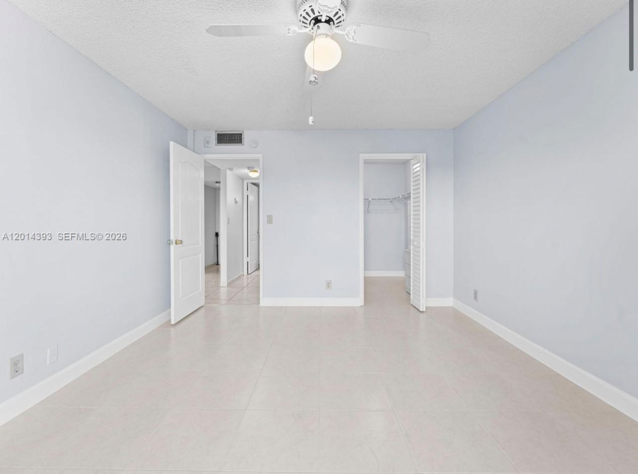 8005 Lake Dr , Unit 408, Doral, FL 33166 Photo