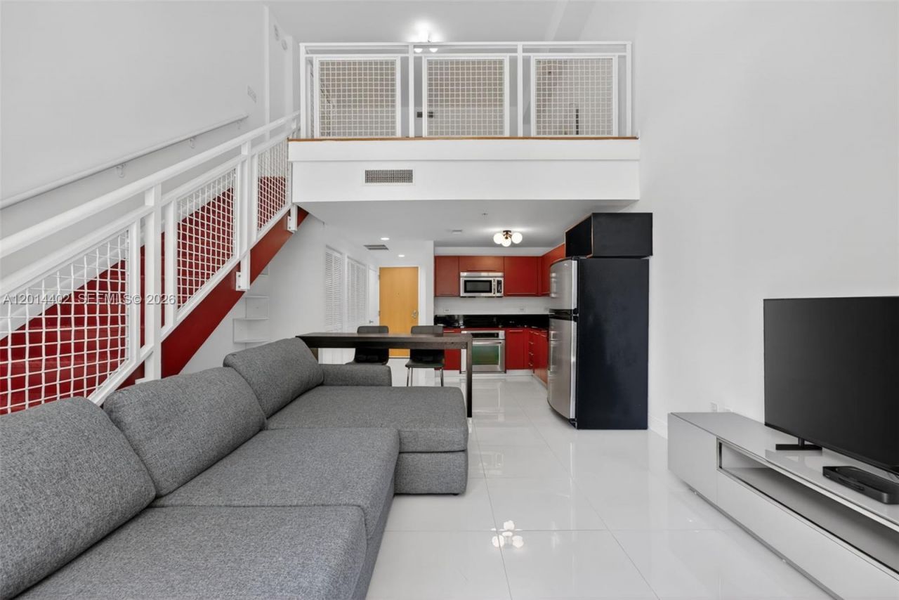 253 NE 2nd St , Unit 424, Miami, FL 33132 Photo
