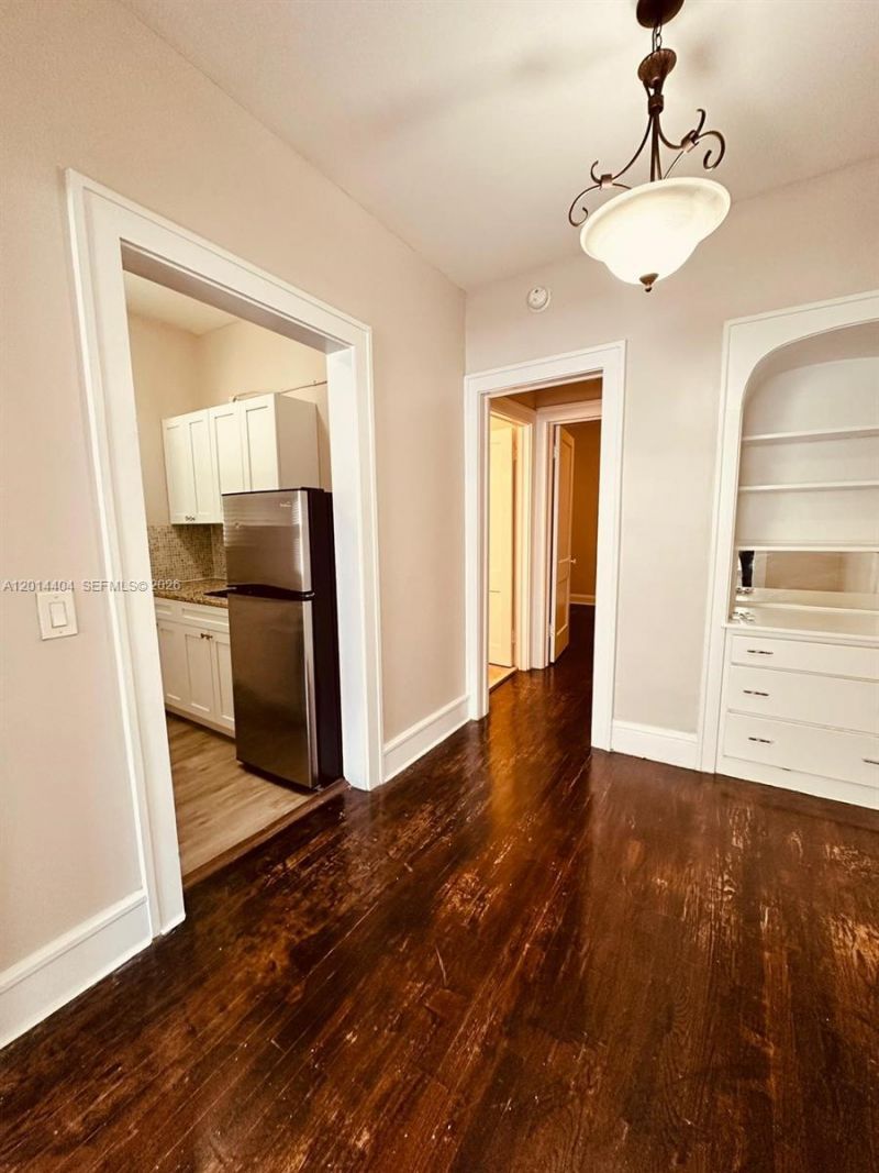 344 Mendoza Ave, Unit 3, Miami, FL 33134 Photo