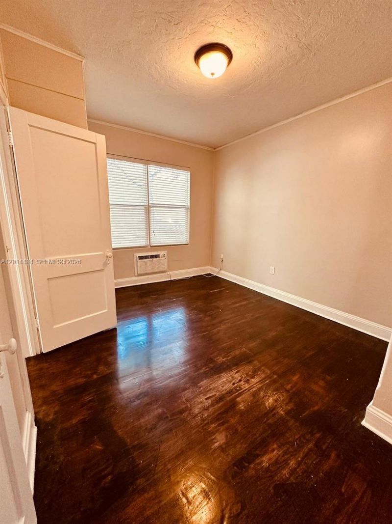 344 Mendoza Ave, Unit 3, Miami, FL 33134 Photo