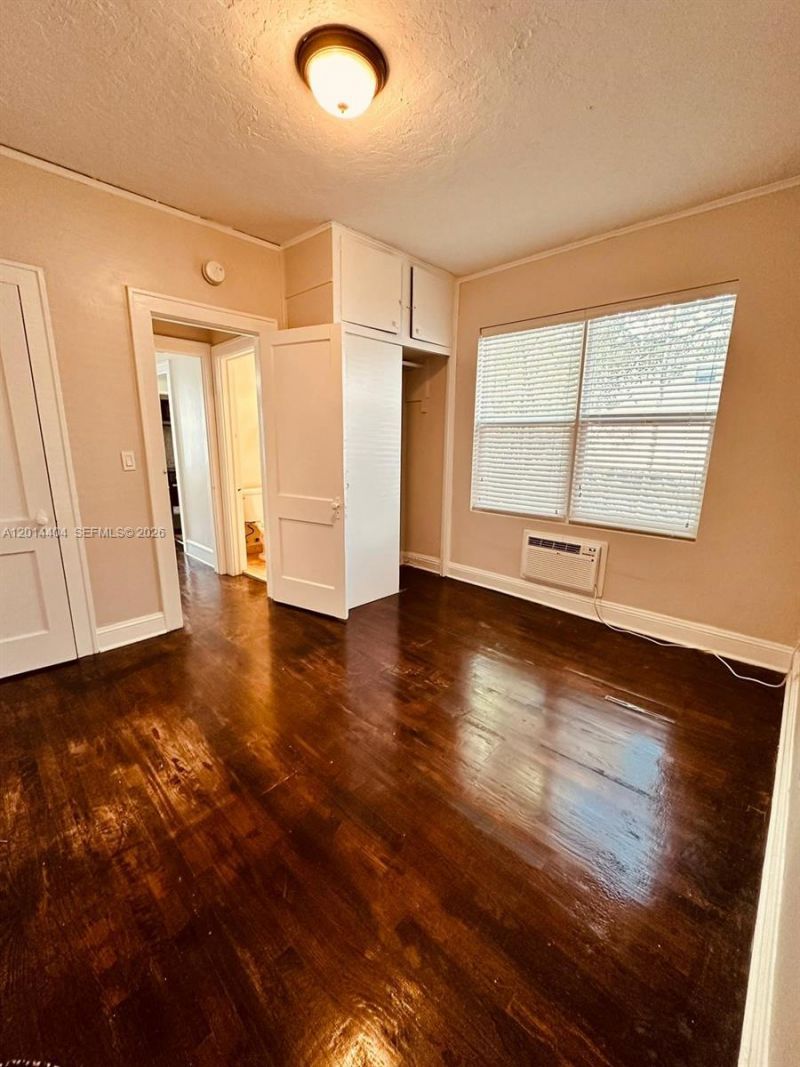344 Mendoza Ave, Unit 3, Miami, FL 33134 Photo
