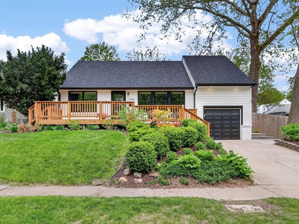 1109 Cummins Parkway, Des Moines, IA 50311