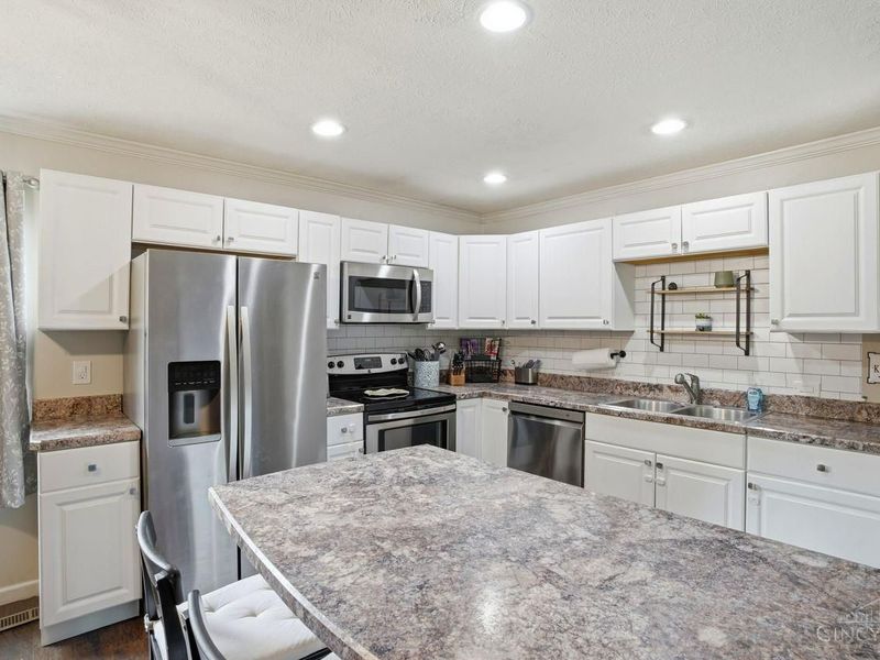 8833 Dover Drive, Deerfield Twp., OH 45039 Photo 16