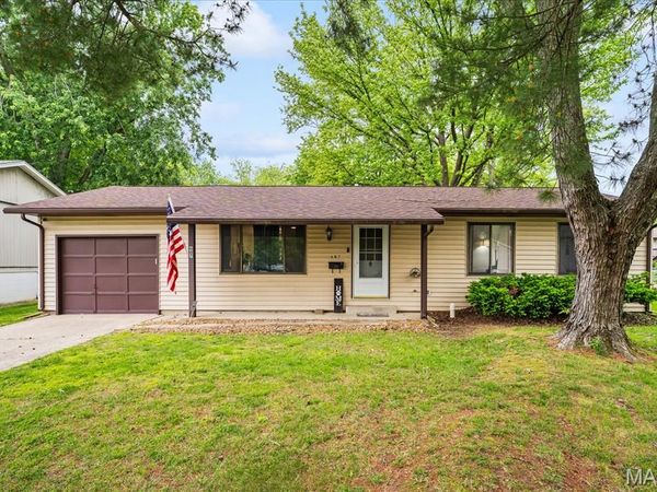 607 Linden Court, O'Fallon, IL 62269