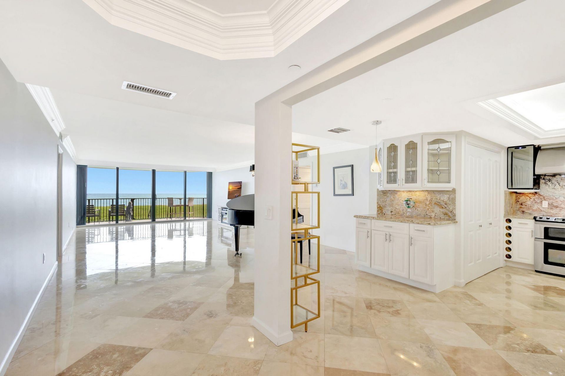 400 Beach Road, Unit 103, Tequesta, FL 33469 Photo