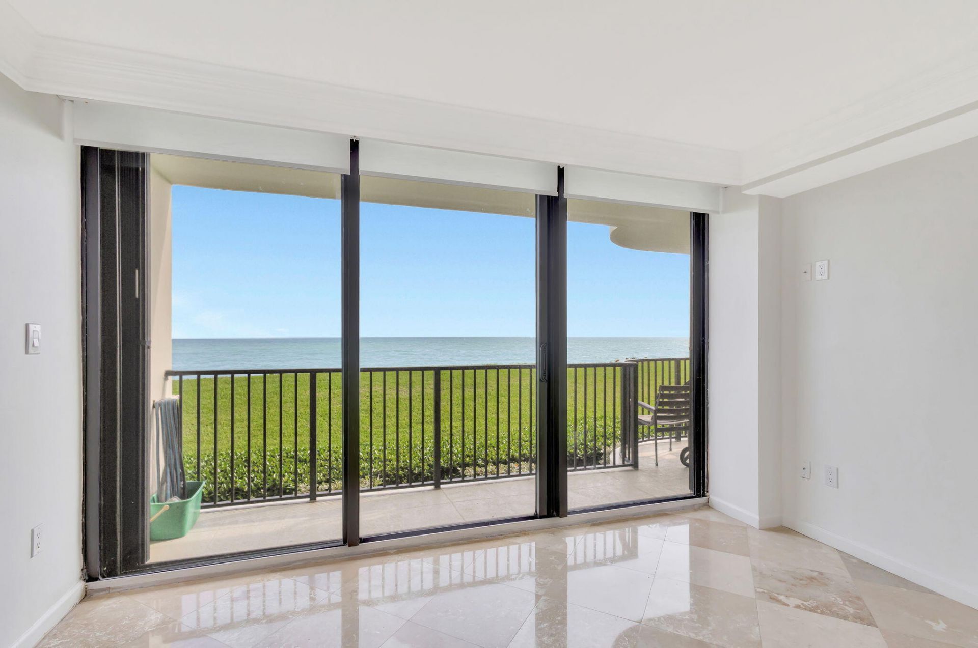400 Beach Road, Unit 103, Tequesta, FL 33469 Photo