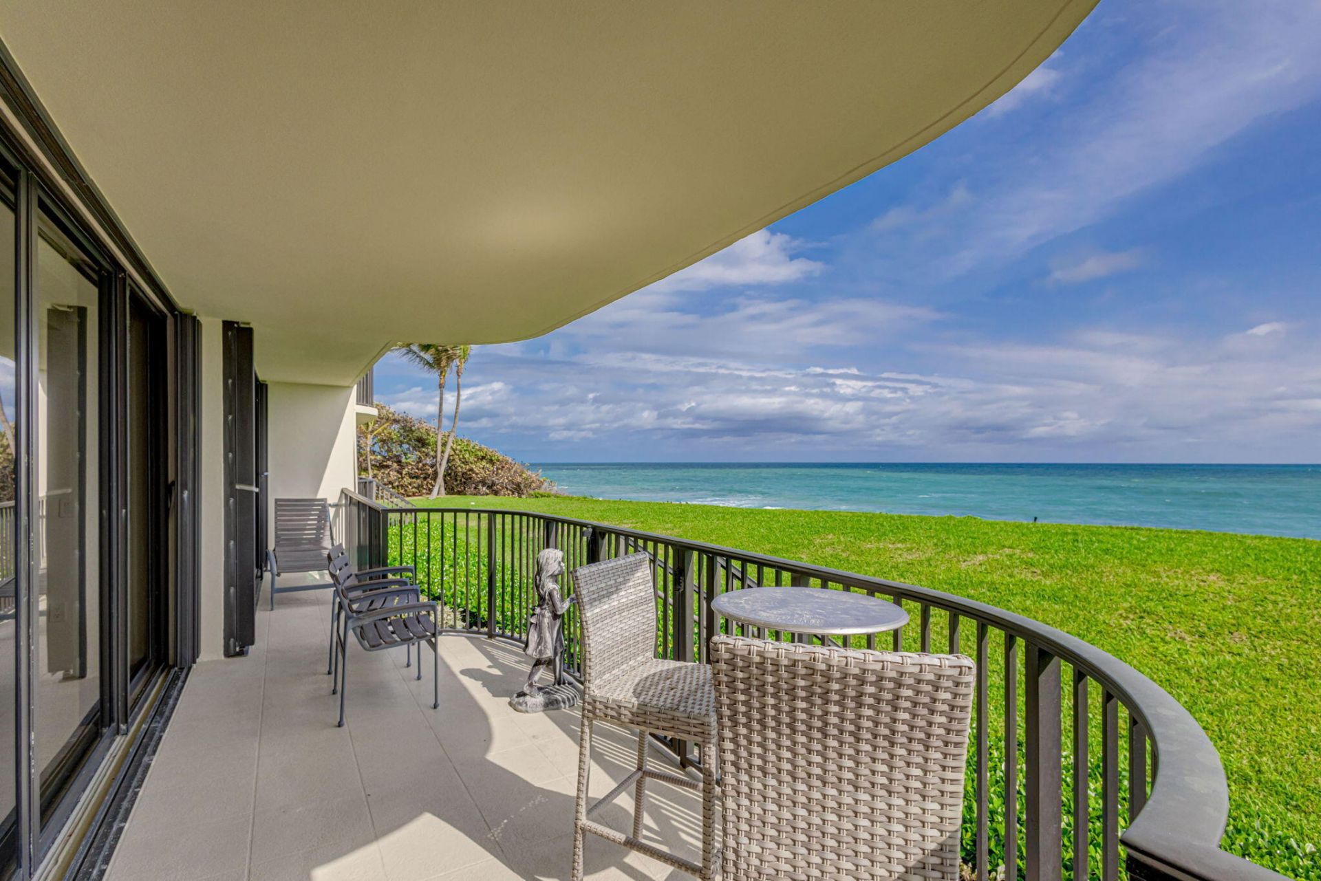 400 Beach Road, Unit 103, Tequesta, FL 33469 Photo