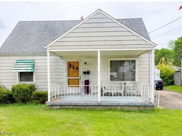 533 Forest Hill Drive , Youngstown, OH 44515