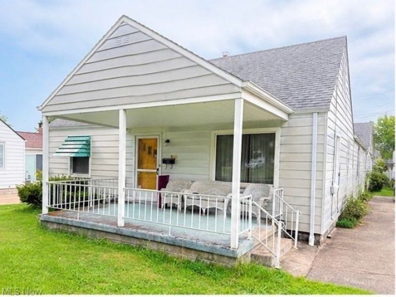 533 Forest Hill Drive, Youngstown, OH 44515 Photo 2