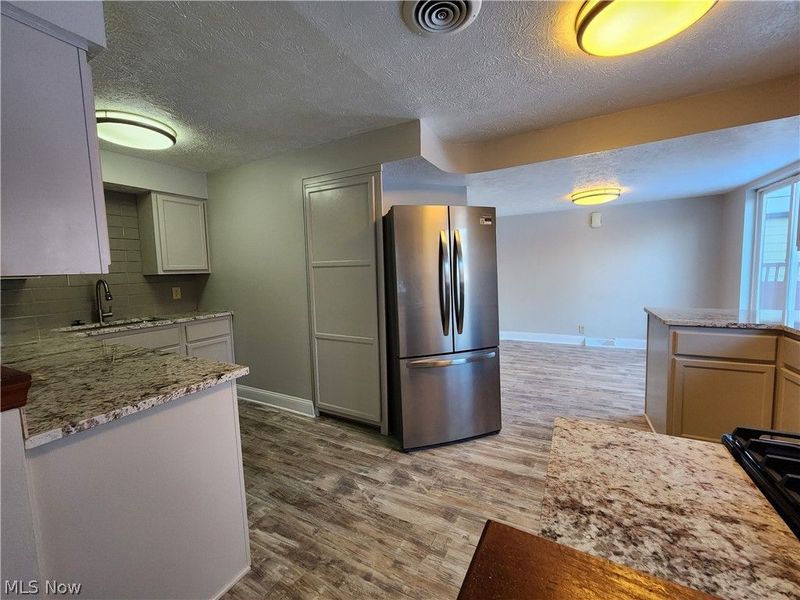 2452 Bromley Road, University Heights, OH 44118 Photo 5