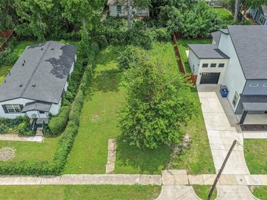 1726 Kraft Street, Dallas, TX 75212