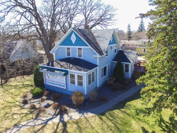 1002 Broadway Street , Alexandria, MN 56308