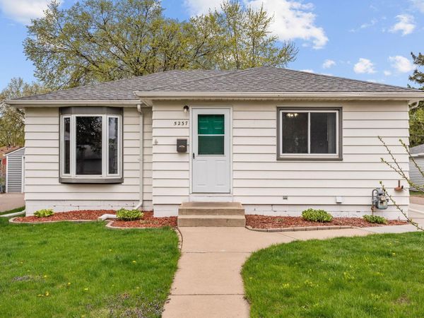 5237 Jersey Avenue N, Crystal, MN 55428