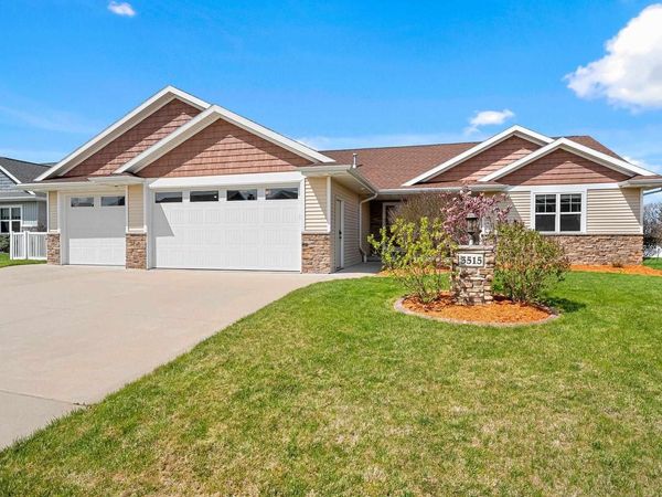3515 MAYAPPLE DRIVE, Green Bay, WI 54311