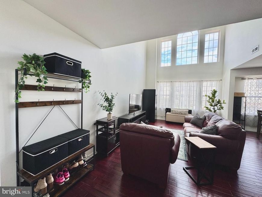 2134 00 Verona Drive, Philadelphia, PA 19145 Main Photo