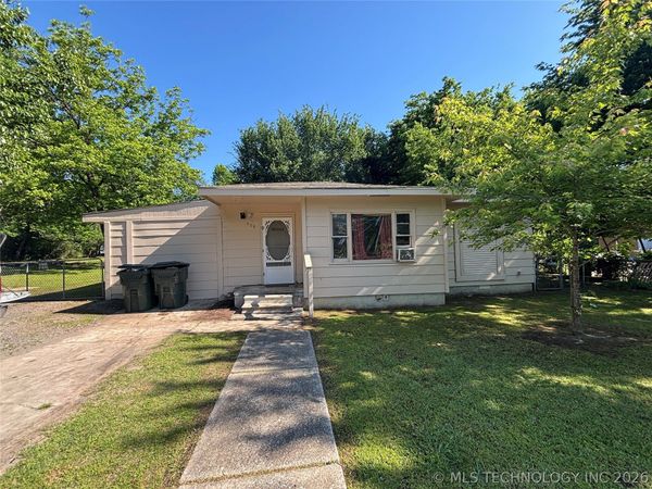606 Marietta Street , Muskogee, OK 74401