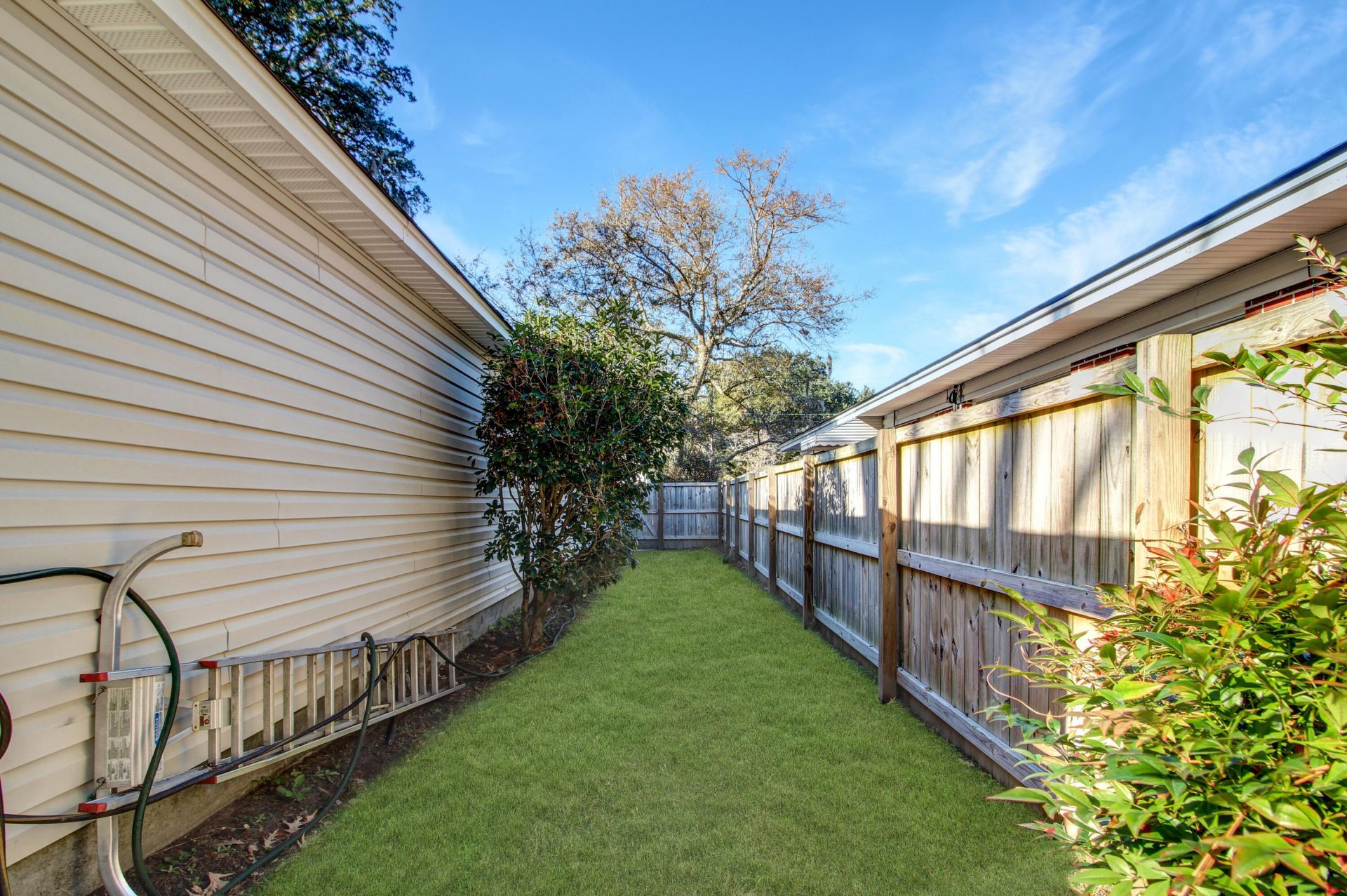 1411 River Front Drive Photo 24