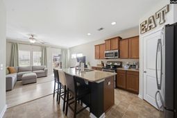 172 Bonhomme Circle photo 4