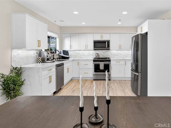 10894 Olinda, Unit 123, Sun Valley, CA 91352