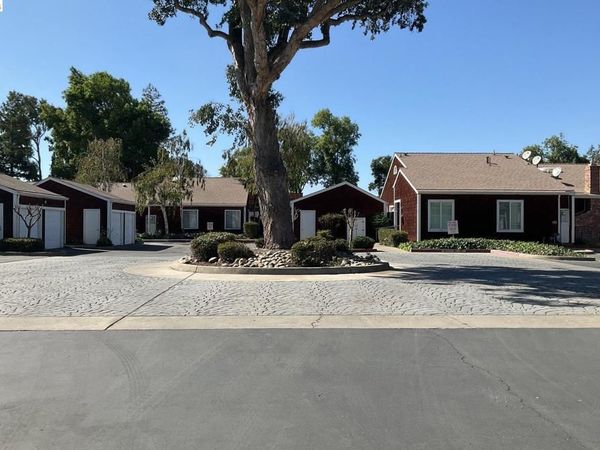 6449 Embarcadero Dr, Stockton, CA 95219