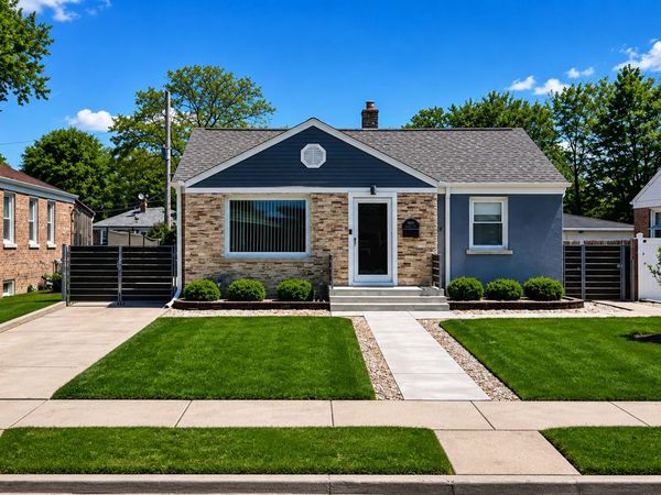 9611 Reeves Court, Franklin Park, IL 60131