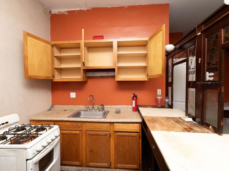 207 Warner Street, Cincinnati, OH 45219 Photo 8