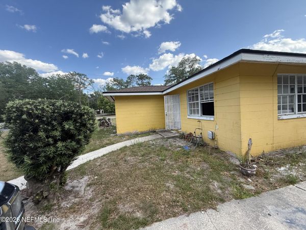 9504 WAYNESBORO Avenue, Jacksonville, FL 32208
