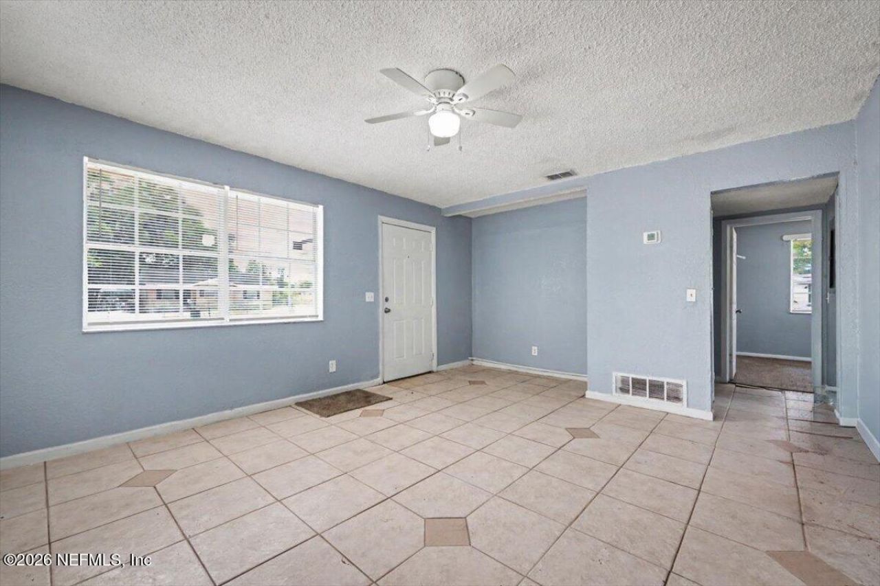 9504 Waynesboro Avenue, Jacksonville, FL 32208 Photo