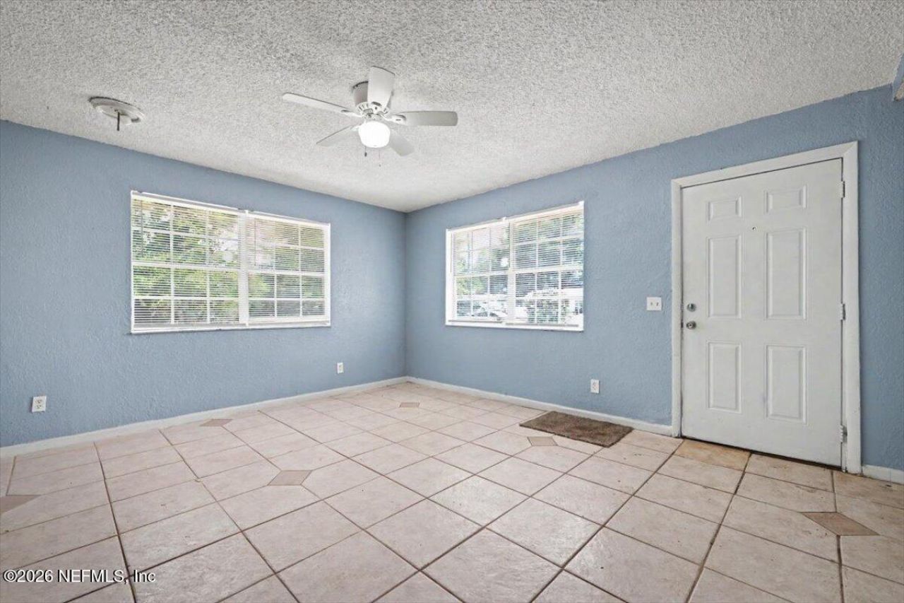 9504 Waynesboro Avenue, Jacksonville, FL 32208 Photo