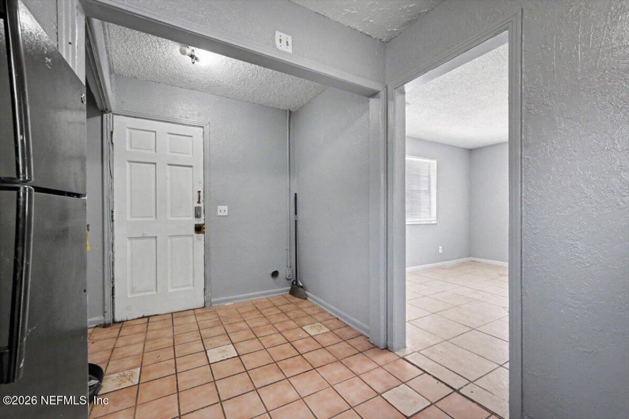 9504 Waynesboro Avenue, Jacksonville, FL 32208 Photo