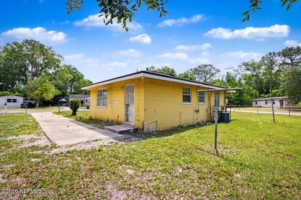 9504 Waynesboro Avenue, Jacksonville, FL 32208 Photo