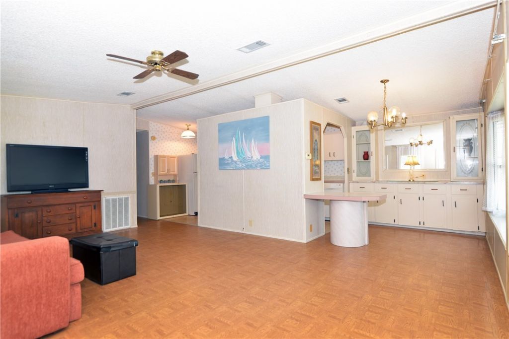 642 Periwinkle Circle, Sebastian, FL 32976 Photo