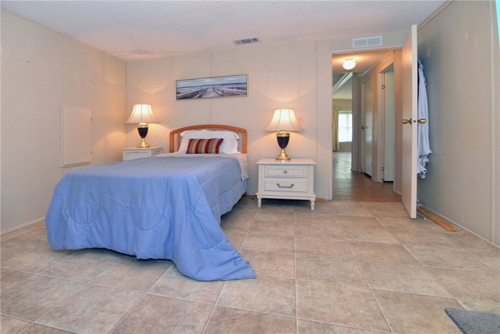 642 Periwinkle Circle, Sebastian, FL 32976 Photo