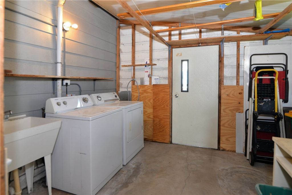 642 Periwinkle Circle, Sebastian, FL 32976 Photo